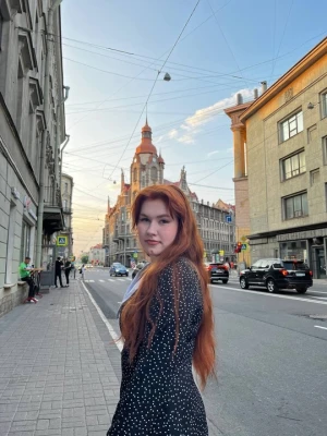 Полина