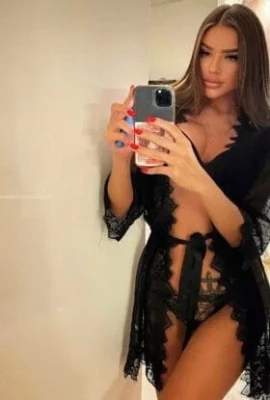 Полина