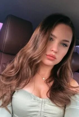 Полина