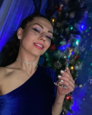 Полина