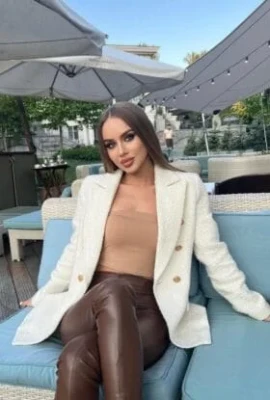 Ева